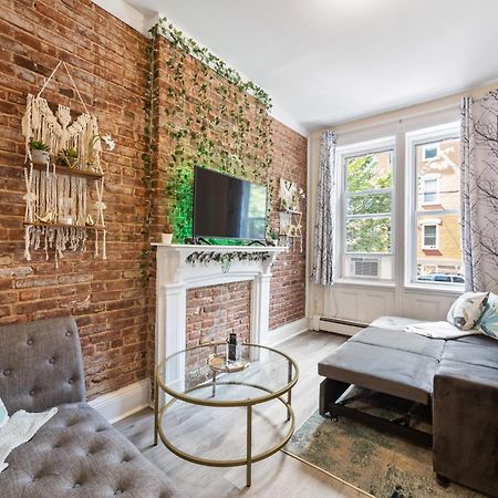 Apartmán Minutes To Nyc Sleeps 5 Hoboken Exteriér fotografie