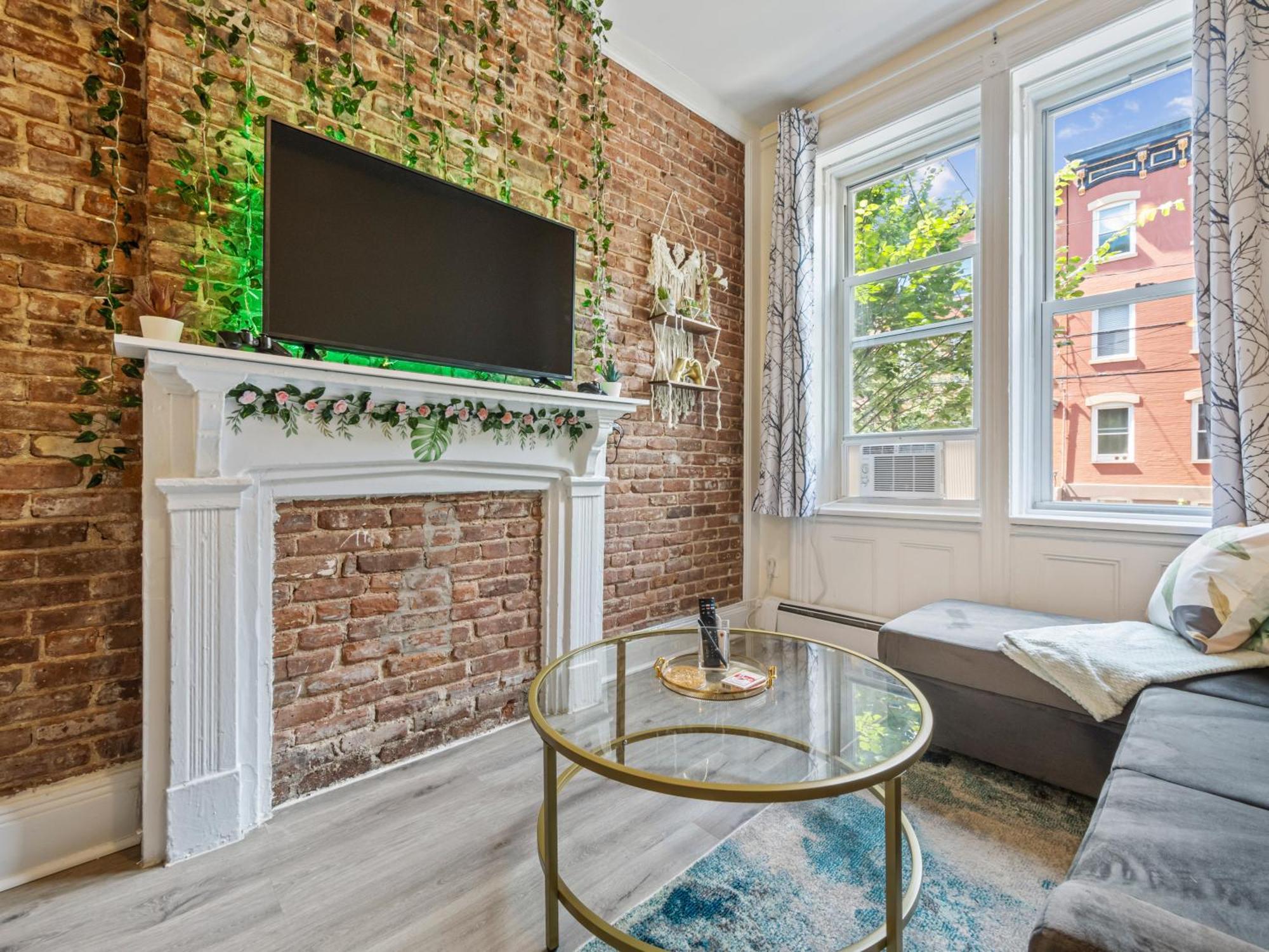 Apartmán Minutes To Nyc Sleeps 5 Hoboken Exteriér fotografie